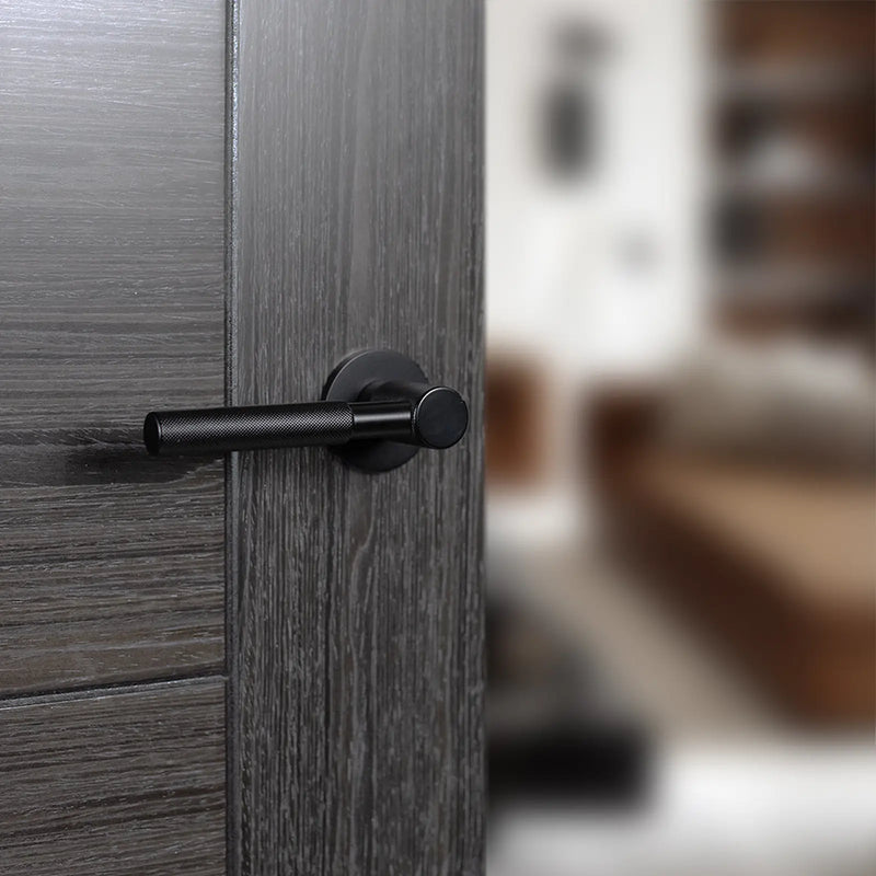Atlantic Millhouse Brass Mason Knurled Lever Door Handle on 5mm Slimline Round Rose