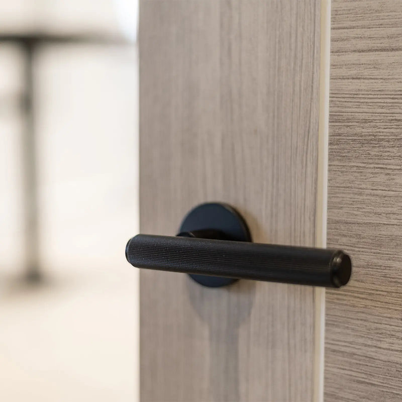 Atlantic Millhouse Brass Stephenson Knurled Lever Door Handle on 5mm Slimline Round Rose