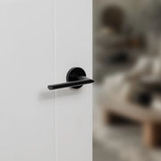 Atlantic STATUS Alabama Lever Door Handle on Round Rose
