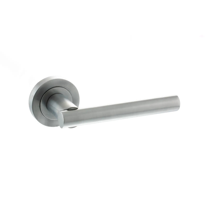 Atlantic STATUS Nebraska Lever Door Handle on Round Rose