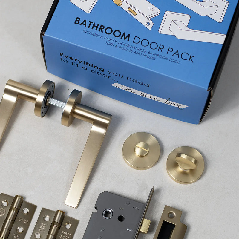 Atlantic Old English Harrogate Door Knob Pack (Latch Set - 4" HD Latch, 4" Fire Rated Hinges x3)