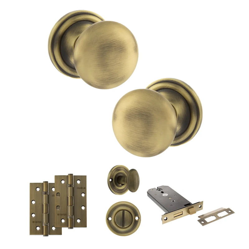 Atlantic Old English Harrogate Door Knob Pack (Lock Set - Horizontal Bathlock, 4" Slim Knuckle Hinges x2)