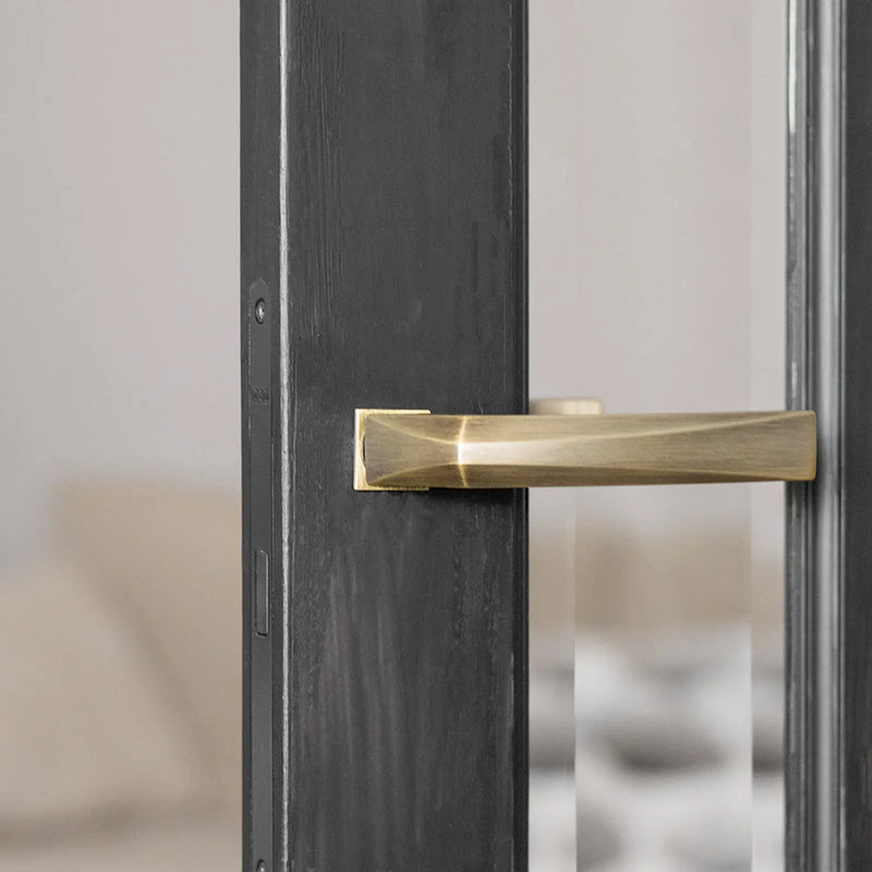 Atlantic Forme Crystal Lever Door Handle on Concealed Square Rose