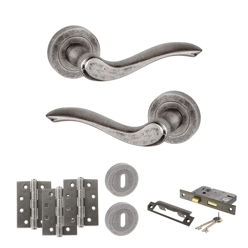 Atlantic Old English Warwick Door Handle Pack (3 Lever Lock Set - 2.5" CE Sashlock, 4" Fire Rated Hinges x3)