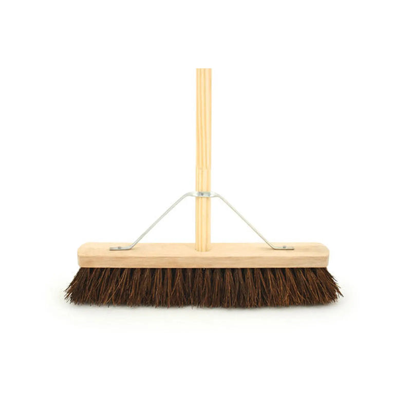 Bentley Stiff Bassine Platform Brush with Handle 18"