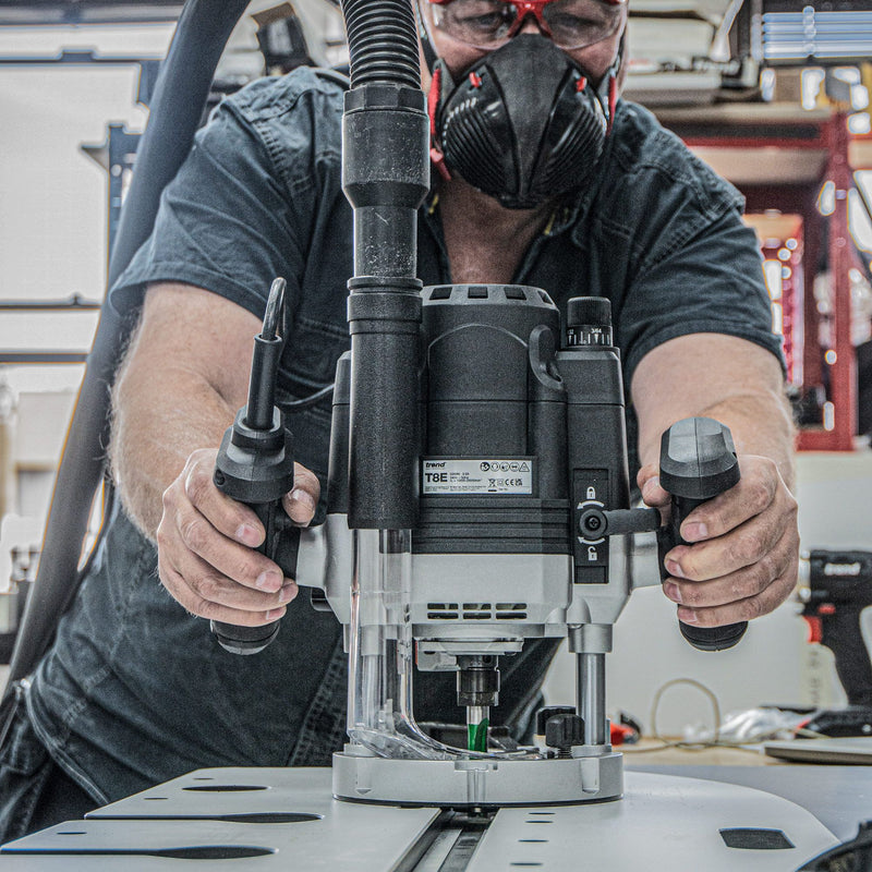 T8EK/EURO - 2200W 12mm Dual-Mode Plunge Router 230V EU