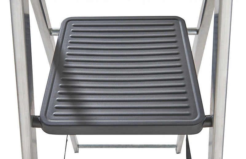 Werner Platform Stepladder 2 Tread High Handrail
